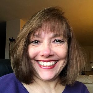 Meet your Posher, Lynn